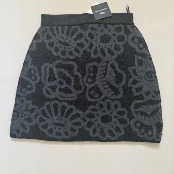 Limited Edition Marimekko Uniqlo - Premium Lambswool Mini Skirt - Picture 2 of 8